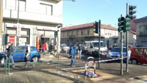 I banditi sparano e feriscono una guardia giurata: il bottino è tra i 200 e i 300mila euro