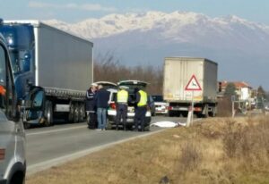 Ciclista travolto e ucciso da un camion a San Francesco