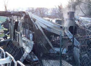 Baracche in fiamme a Grange, spavento tra i residenti