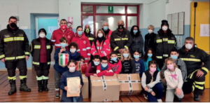 Quasi 5mila mascherine donate ai volontari grazie ai risparmi degli scolaretti
