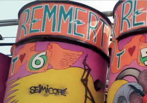 Alla Remmert si ammira la colorata street art firmata da Afro Eccli