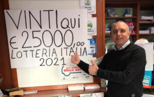 Lotteria Italia, la “dea bendata” bacia Fiano