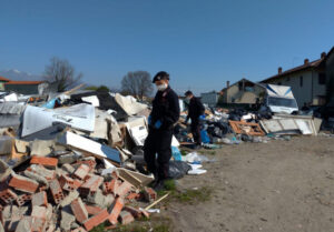 Custodiva due bombe artigianali nell’armadio, arrestato un 27enne