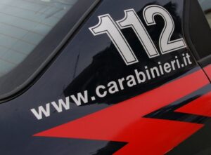 Minaccia i carabinieri, arrestato per detenzione e spaccio di sostanze stupefacenti