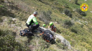 Alpinista in difficoltà tratto in salvo con l’elicottero sul Rocciamelone