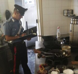 Gravi carenze igienico-sanitarie, chiuso un ristorante cinese