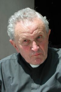 Addio a don Quaglia, il prete delle Valli
