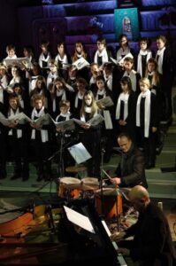 “Concerti in tempo di Sindone”  Il Requiem di Mozart a Pinerolo e Il Coro Femminile Mikron alla Santissima Trinità a Torino