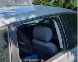 Fucile, pistola e machete nell’auto del sindaco: «Ce li ha messi qualcuno…»