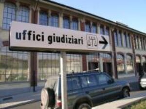 Amministratori in trincea per la difesa del Tribunale