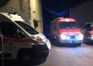 Anziana colpita da un malore: immediato il soccorso della Croce Verde e dei pompieri