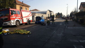 Tragico incidente a Leini, muore un motociclista