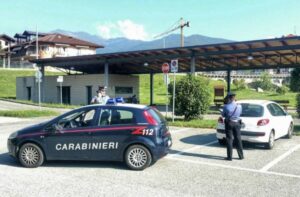 Guidava ubriaco e senza patente: nei guai un 48enne di Robassomero