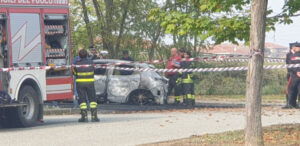 Auto bruciata a San Maurizio, all’interno un uomo carbonizzato
