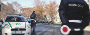 Contromano davanti al comandante dei civich: per convincerlo a dare i documenti debbono arrivare i carabinieri
