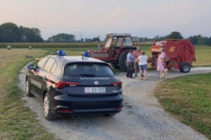 Ciclista colpito da un malore: morto un 50enne