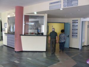 Furto di farmaci oncologici alla farmacia dell’ospedale di Ciriè: quasi mezzo milione di euro il bottino