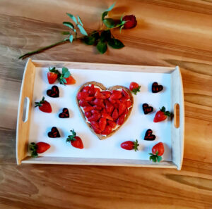 PER LA FESTA DELLA MAMMA UN CUORE DI TORTA SENZA ZUCCHERI