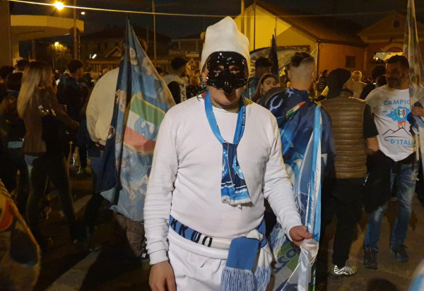 A Ciriè notte di festa per il Napoli campione d’Italia (con VIDEO)