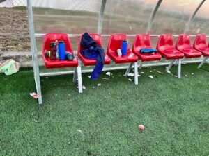 Nuovamente chiuso per vandalismo il campetto da calcio di San Maurizio