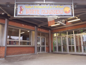 Furto con scasso a scuola: rubati 160 computer portatili