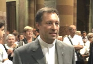 Un solo sacerdote per quattro parrocchie: arriva don Roberto Milanesio