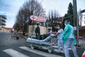 Trasferita dall’ospedale alla casa di cura ma senza avvertire i familiari