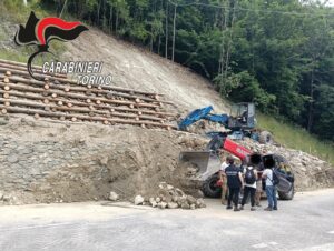 Dovevano ridurre la frana e ripristinare la sicurezza dei luoghi i cantieri sequestrati a Chialamberto