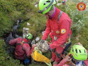 Di Barbania lo speleologo intrappolato nella grotta