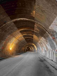 Lanzo: da lunedì 1 settembre nuova chiusura al traffico per la galleria Monte Basso