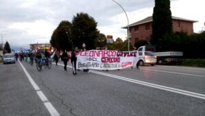 Respinti i manifestanti Pro Palestina diretti all’aeroporto