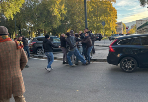 Ancora tensioni a scuola dopo volantinaggio dei giovani di FdI contro la «cultura maranza»: stavolta tocca all’Einstein -Video-