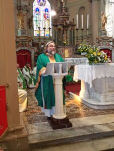 Comunità di Leini e Mappano in apprensione per don Riccardo