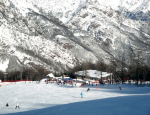 La neve porta il turismo sulle montagne di casa