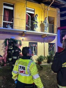 Stufetta prende improvvisamente fuoco in una abitazione di San Francesco al Campo, donna ricoverata in codice giallo all’ospedale di Ciriè