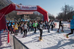 Festa sulla Neve a Usseglio: tornano le ciaspole tra sport, maschere e falò propiziatori -photogallery-