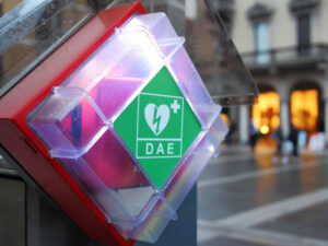 Tre nuovi defibrillatori in paese: il Comune investe sulla sicurezza