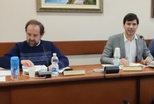 Caselle per Tutti incalza su raccolta rifiuti e data center