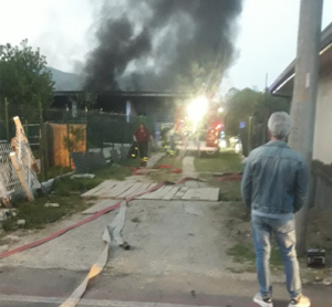 Cafasse, incendio all’officina “Doctor Moto Racing”