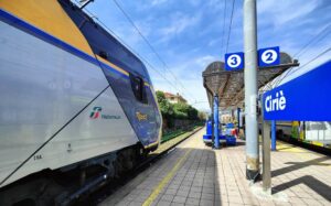 Lavori sulla linea SFM4 Ciriè-Alba: bus sostitutivi nei weekend di agosto tra Bra e Carmagnola