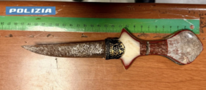 Polizia arresta 31enne a Torino: decisivo l’uso del taser