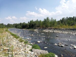 Ragazza tenta la fuga all’uscita da scuola, ritrovata da vigili e carabinieri