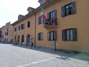 Caselle, ex sede comunale di via Cravero: l’edificio che nessuno vuole