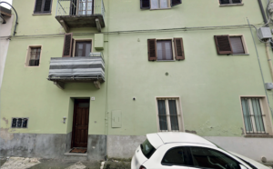Terrore in centro a San Maurizio: banda armata di fucile a pompa sventata dai vicini e dai “civich”