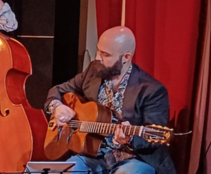 Addio ad Alberto Palazzi: il virtuoso del jazz manouche che curava l’anima