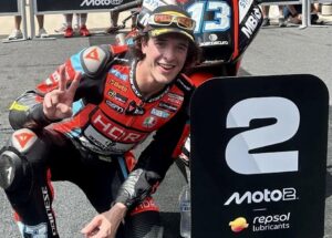 Moto2, Celestino Vietti sfiora la vittoria: è 2° a Barcellona