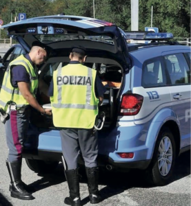 Polizia Stradale: Giro di vite su autodemolizioni e officine tra Piemonte e Valle d’Aosta