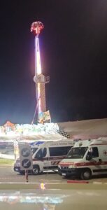 Paura a Villexpo: 8 ragazzi rimasti bloccati a 30 metri d’altezza sulla giostra “Booster”