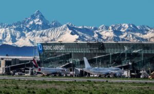 Aeroporto, voli estate 2026: 54 mete e 4,2 milioni di posti