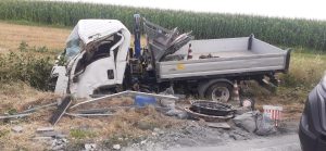 Caselle, incidente in strada Malanghero: uscito di strada un camioncino